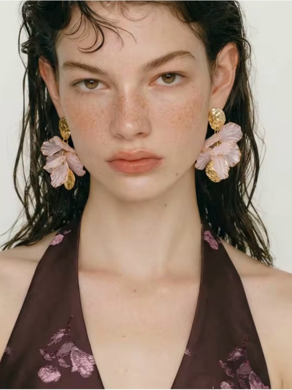 Delicate Pink Floral Drop Earrings with Gold Accents - Picture 2 of 4